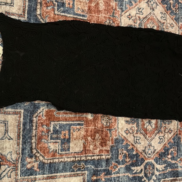 BLACK DRESS - Picture 4 of 7